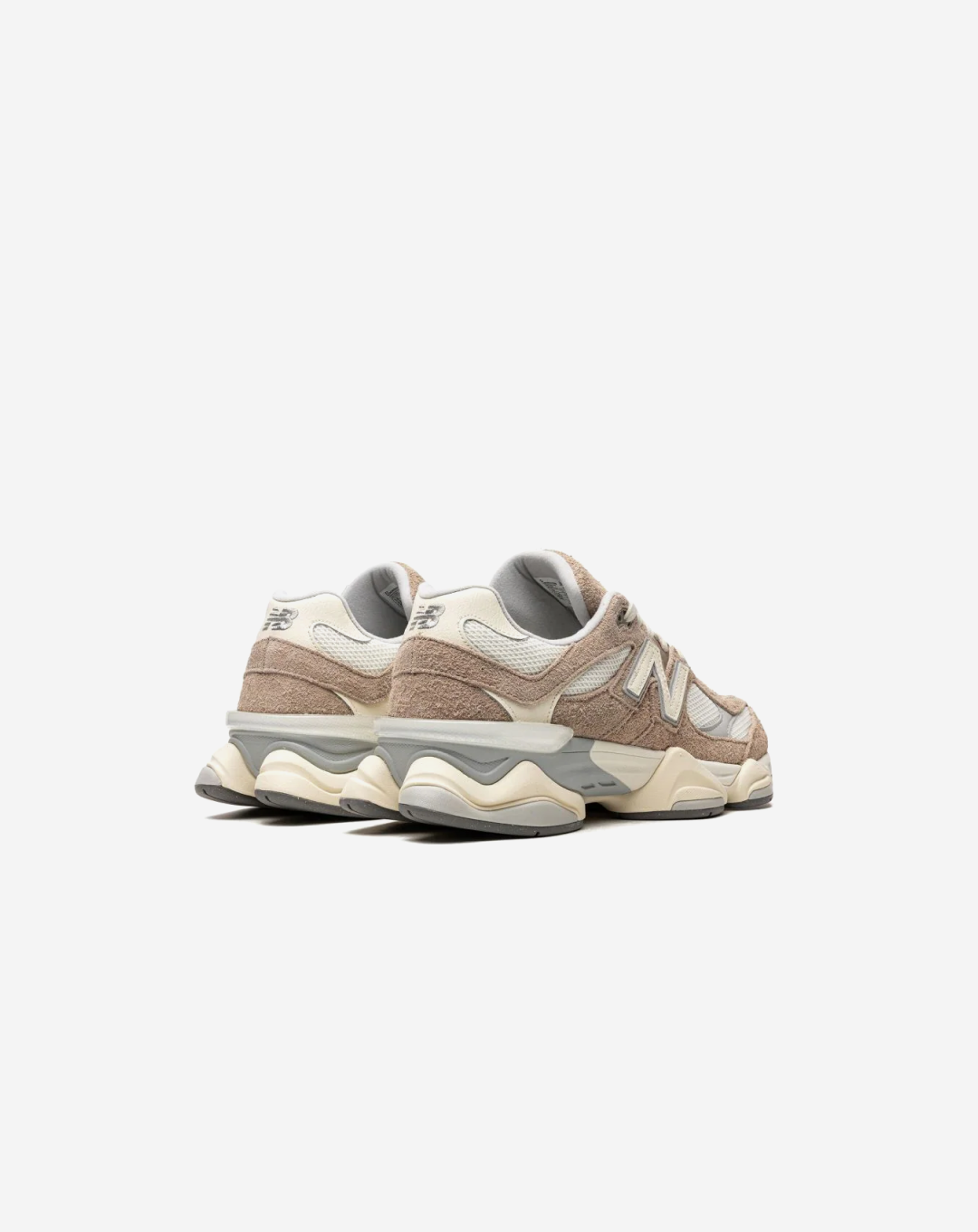 New Balance 9060 Driftwood‘ Sneakers.
