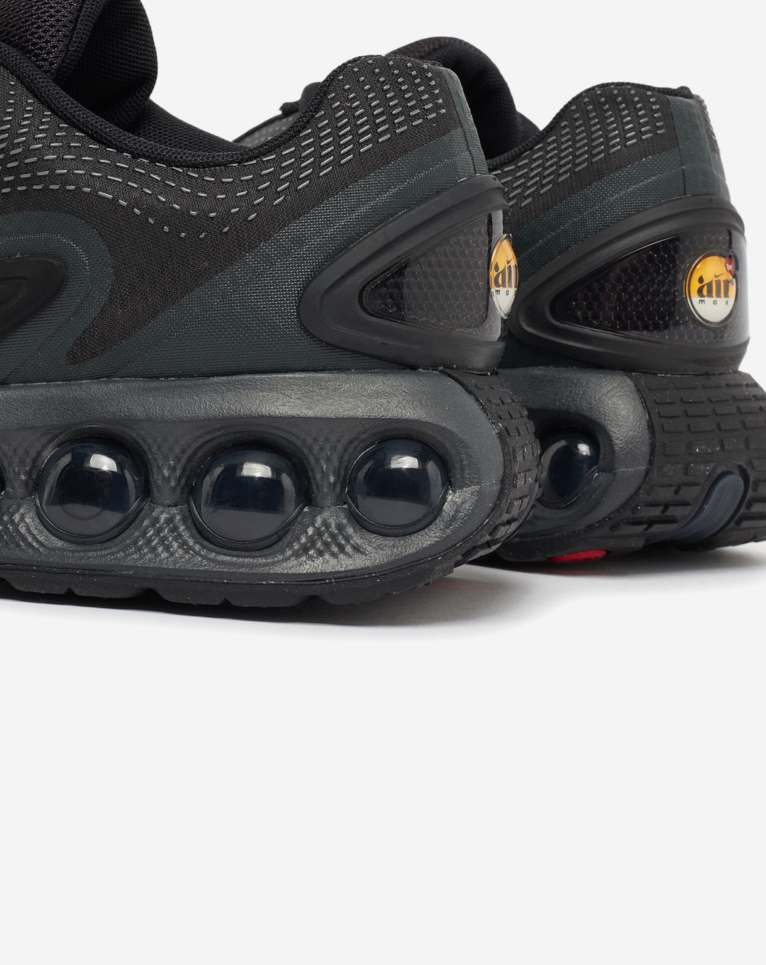 Nike Airmax DN ‘Triple Black‘ Sneakers