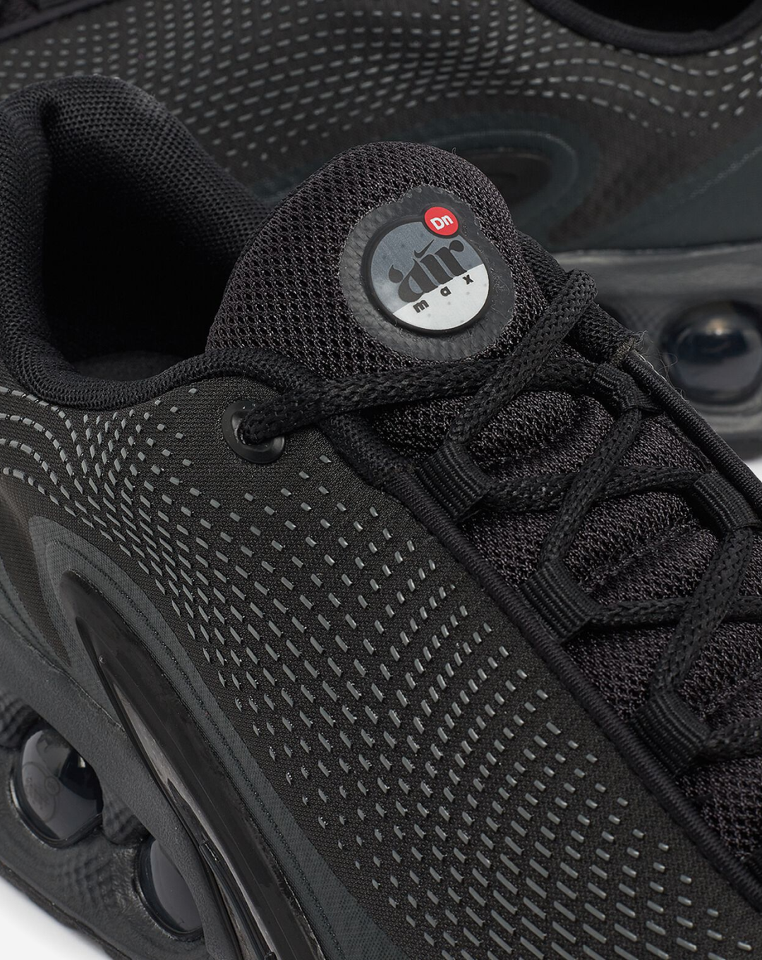 Nike Airmax DN ‘Triple Black‘ Sneakers