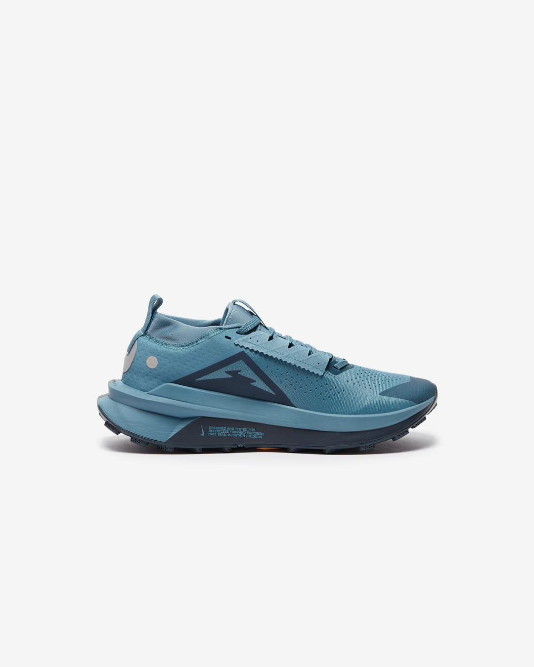 Nike Zegama 2 in Smokey Blue, Armory Navy & Metallic Platinum