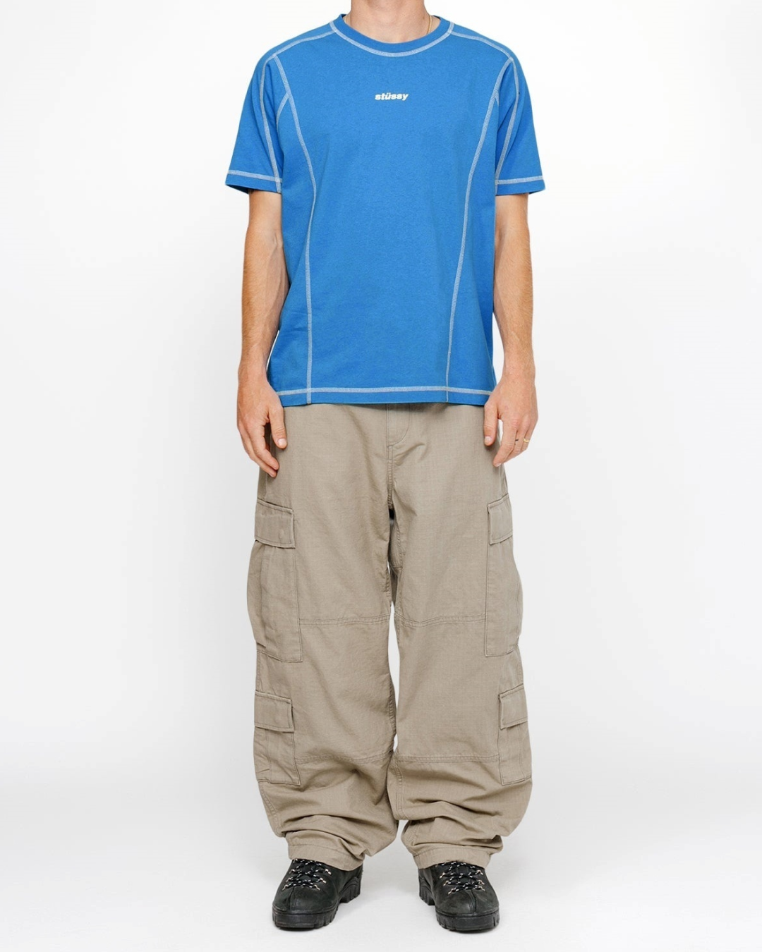 Stussy Wave Cotton Crew in Black T-Shirts