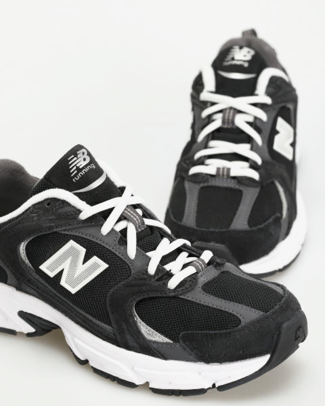 New Balance 530 Black White Sneakers