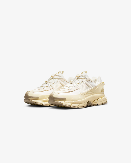 Nike Zoom Vomero Roam "Light Khaki" Sneakers